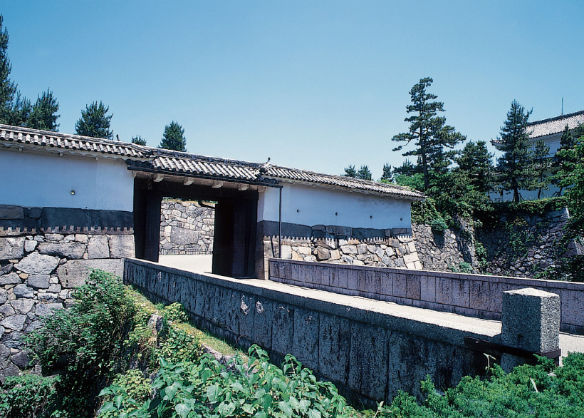 Omote Ni-no-mon, Second Front Gate